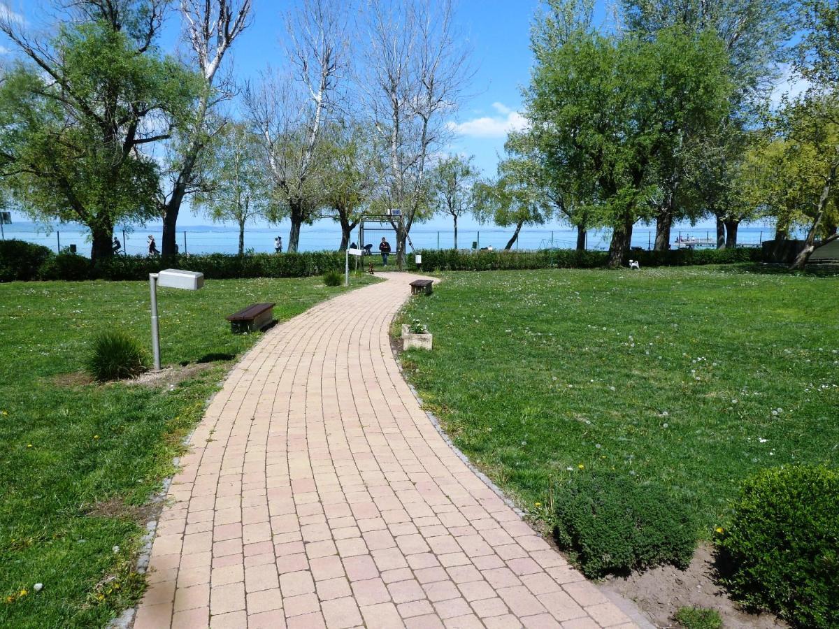 Sunrise Apartman Siófok Zewnętrze zdjęcie